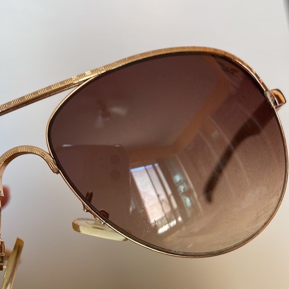 Rose gold aviator style sunglasses - Picture 2 of 5